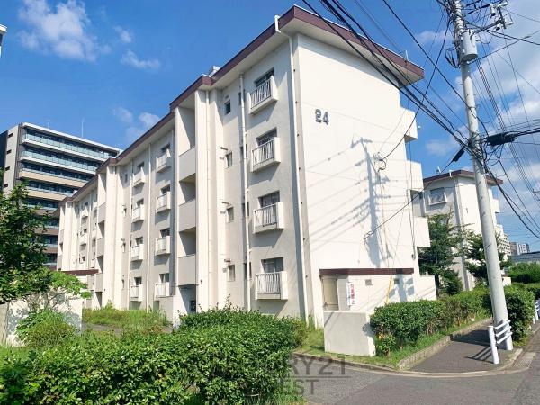稲毛団地24号棟