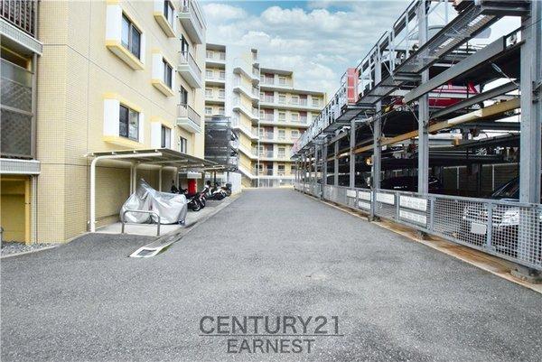 サンクタス蘇我シーズンエアシティ(駐車場)