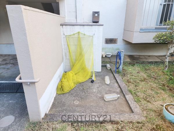 稲毛海岸三丁目団地12号棟