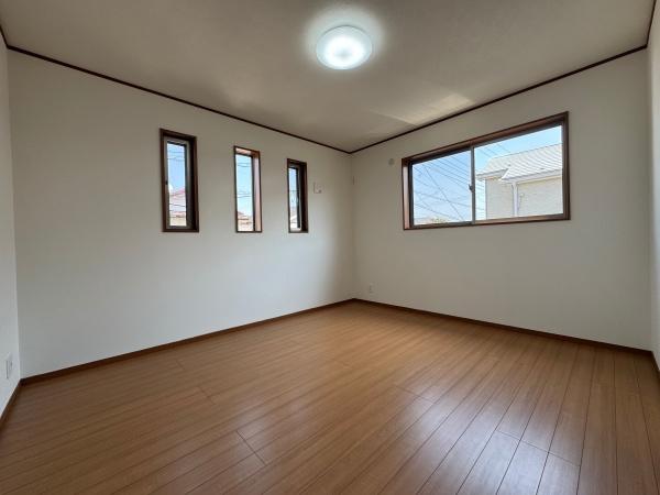 八千代市高津の中古一戸建て