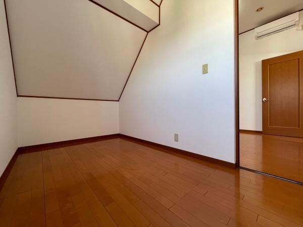 市原市辰巳台東１丁目の中古一戸建て