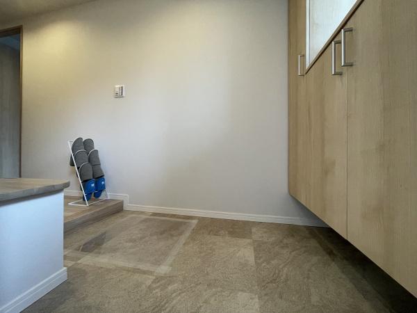 イトーピア津田沼東リーフガーデン(玄関)