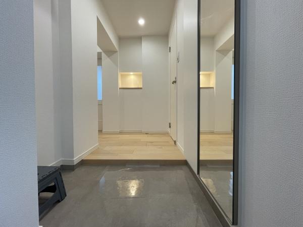 みつわ台3-13-8号棟(玄関)