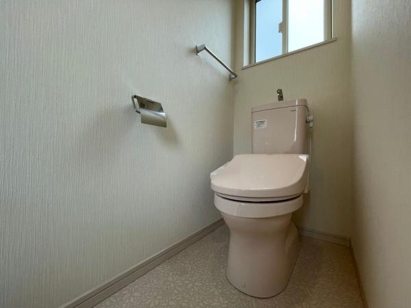 千葉市中央区蘇我3丁目の中古一戸建て(トイレ)