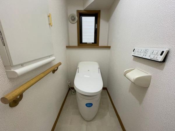 千葉市花見川区畑町の中古一戸建て(トイレ)