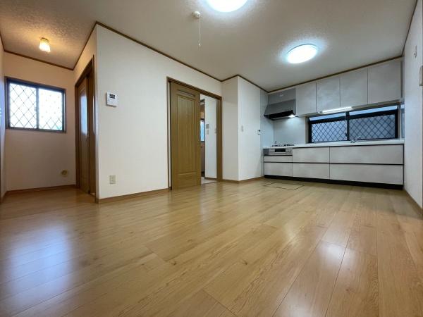 桜木二丁目戸建