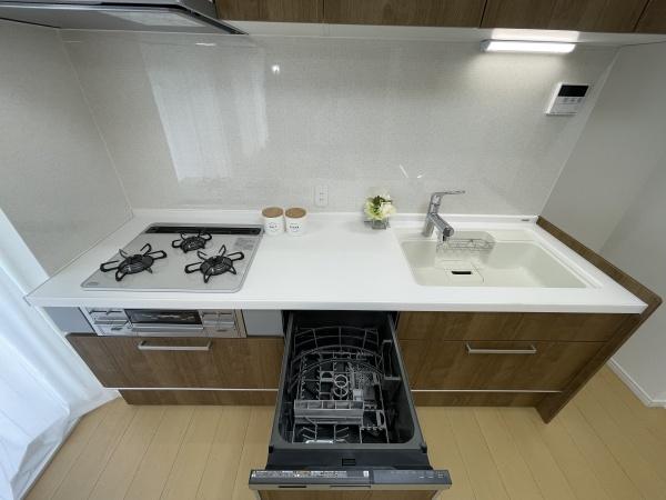 稲毛海岸三丁目団地16号棟