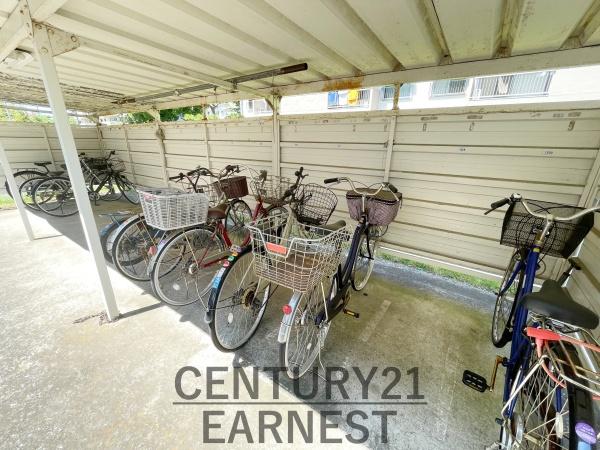 稲毛海岸三丁目団地16号棟