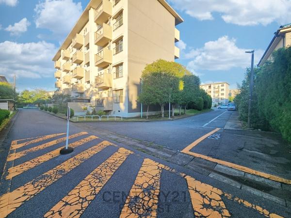 稲毛海岸三丁目団地16号棟
