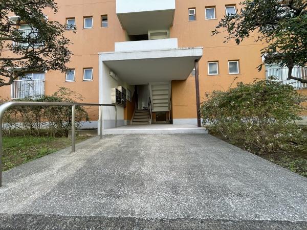 磯辺第一住宅団地15号棟