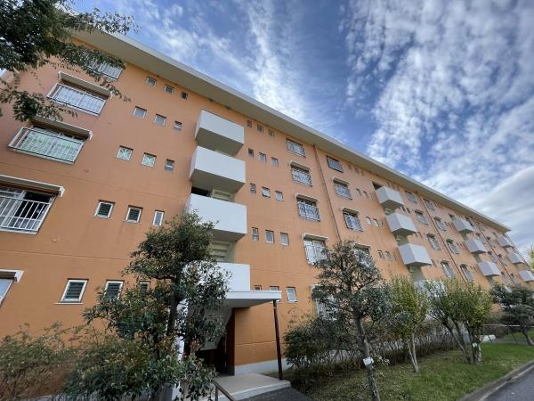 磯辺第一住宅団地15号棟