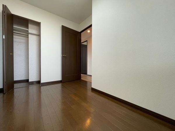 ダイアパレス稲毛緑園都市B棟(洋室)