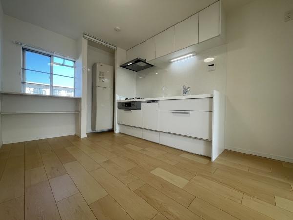 稲毛高浜北住宅27号棟(リビング)