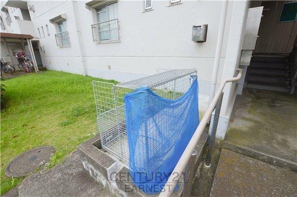 真砂一丁目団地　1-11-15号棟