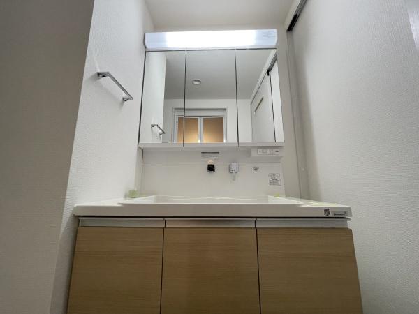 マックスタワー