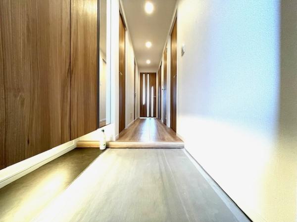 TheNOBUTOHILLSFORESTCOURT