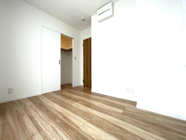 TheNOBUTOHILLSFORESTCOURT