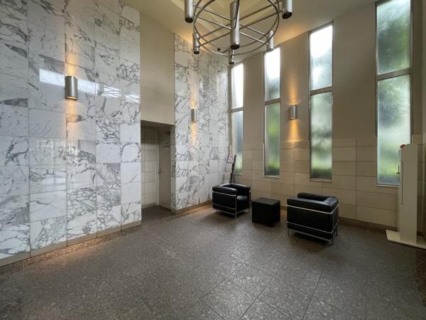TheNOBUTOHILLSFORESTCOURT