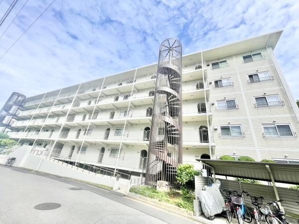 稲毛ファミールハイツ１１号棟