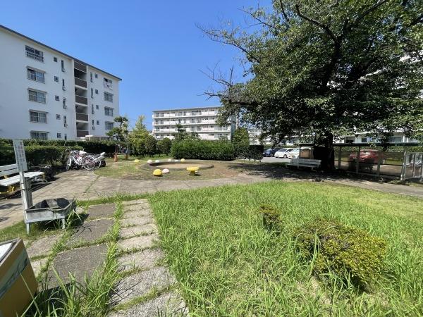 高洲二丁目住宅7-11号棟