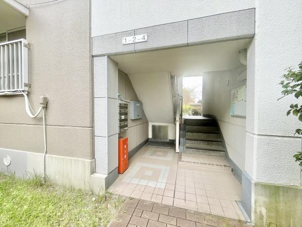 秋津第一団地1-2-4号棟
