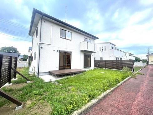 栃木市岩舟町静和　中古住宅