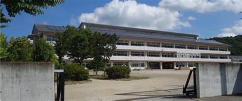 足利市毛野新町２丁目の中古一戸建て(足利市立毛野小学校)