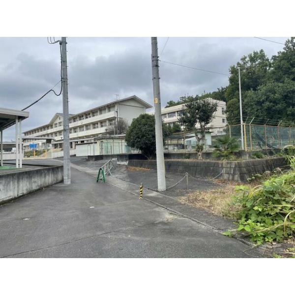 足利市八椚町の中古一戸建て(足利市立毛野中学校)