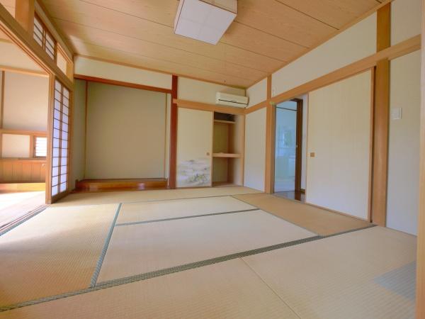 佐野市高萩町の中古一戸建て