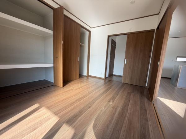 栃木市岩舟町静　中古住宅