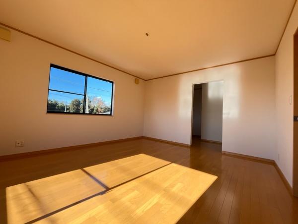 佐野市小中町の中古一戸建て