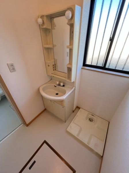 佐野市小中町の中古一戸建て