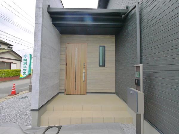 クライン佐野市伊勢山町第1期　1号棟