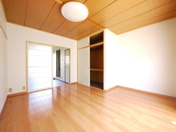 佐野市奈良渕町　売りアパート