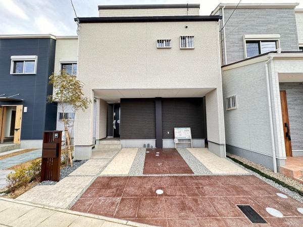 京都市伏見区羽束師古川町の中古一戸建