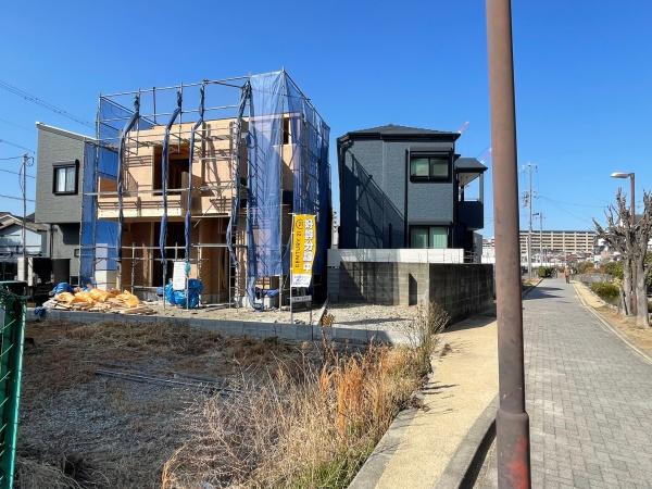 東大阪市中鴻池町３丁目の中古一戸建て