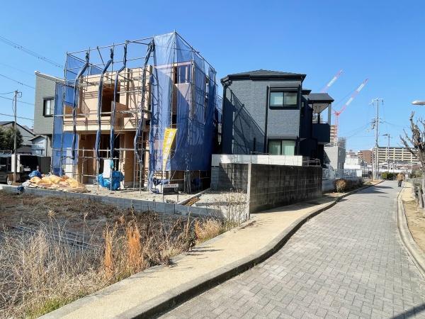 東大阪市中鴻池町３丁目の中古一戸建て