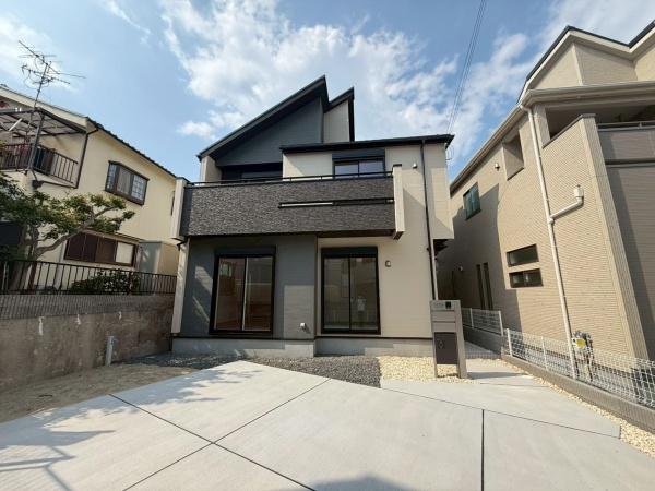 枚方市東香里元町の新築一戸建