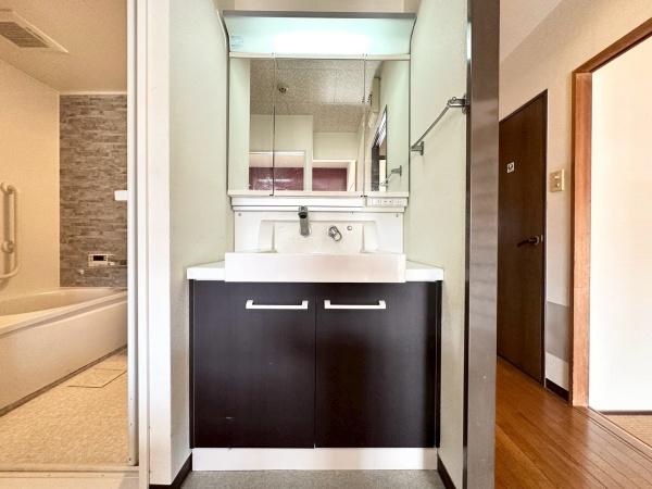 グラン・ドムール交野