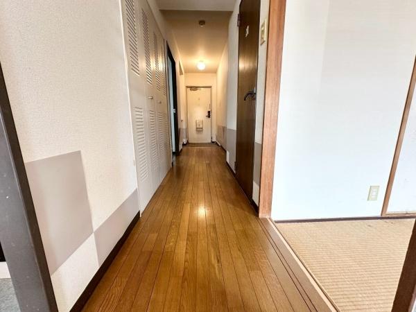 グラン・ドムール交野