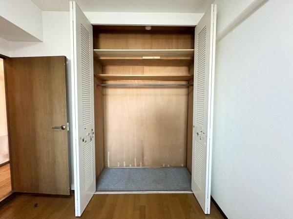 グラン・ドムール交野