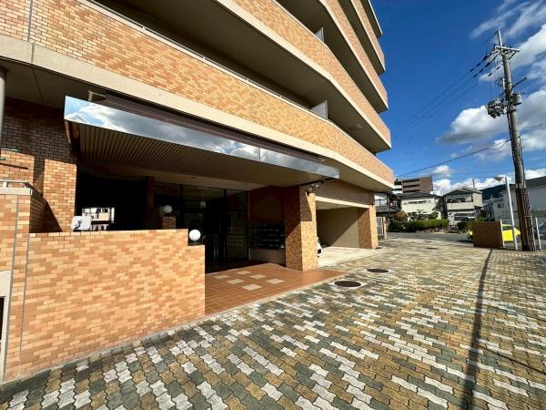 グラン・ドムール交野