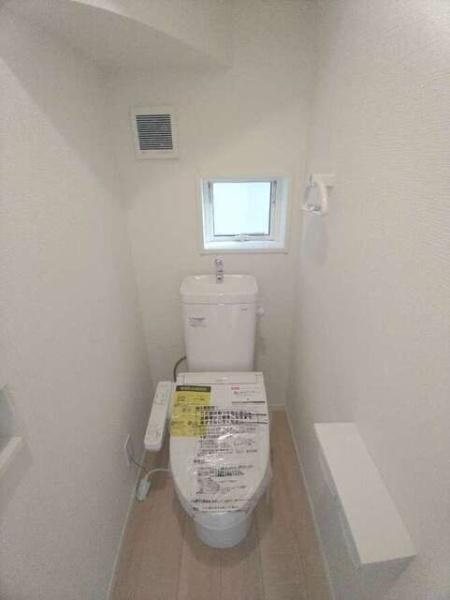 枚方市長尾西町３丁目の新築一戸建