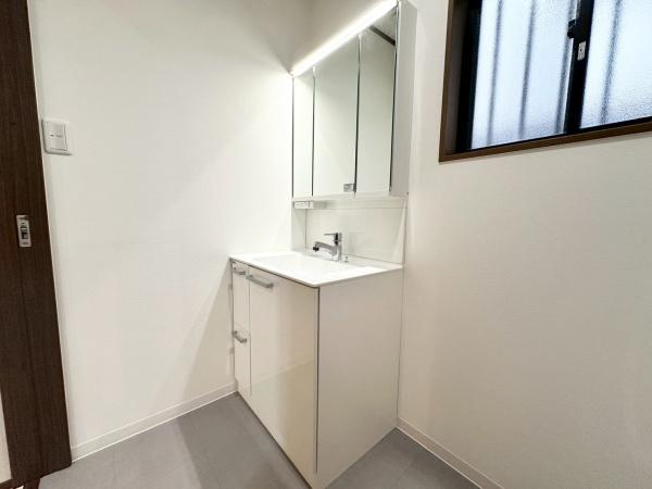 枚方市長尾東町３丁目の中古一戸建て