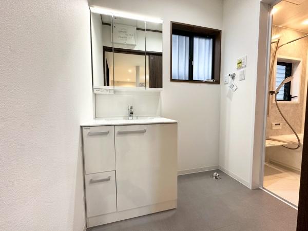 枚方市長尾東町３丁目の中古一戸建て