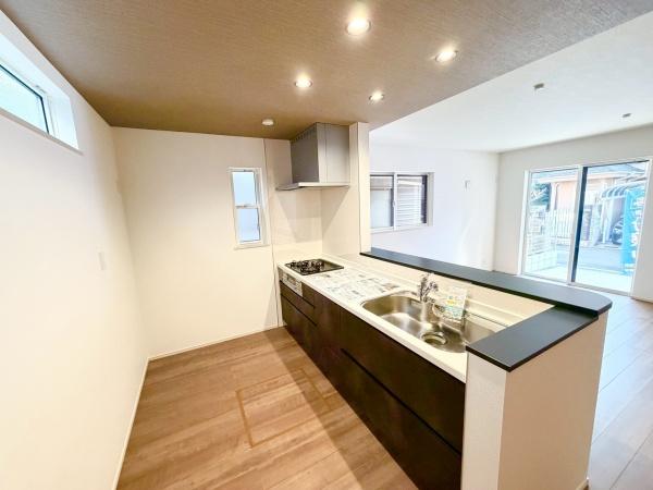 城陽市寺田今堀の新築一戸建