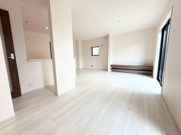 宇治市宇治下居の新築一戸建