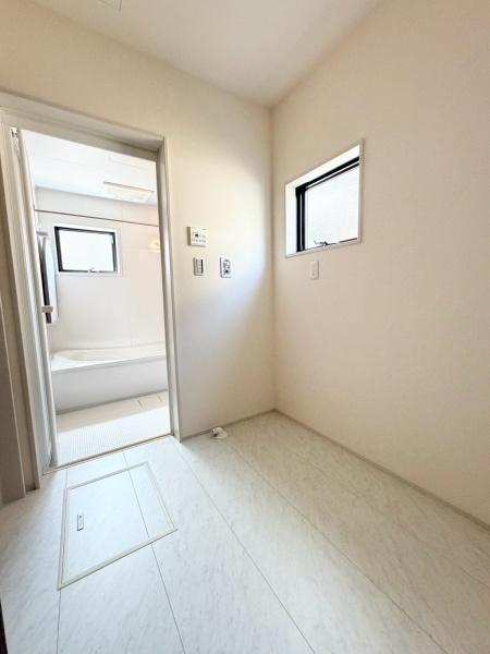 宇治市宇治下居の新築一戸建