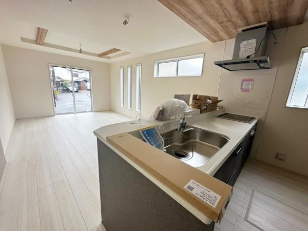 木津川市木津南後背の新築一戸建