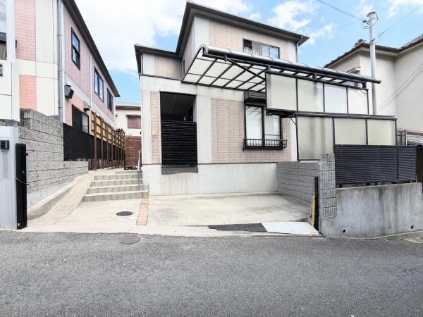 枚方市山之上北町の中古一戸建て
